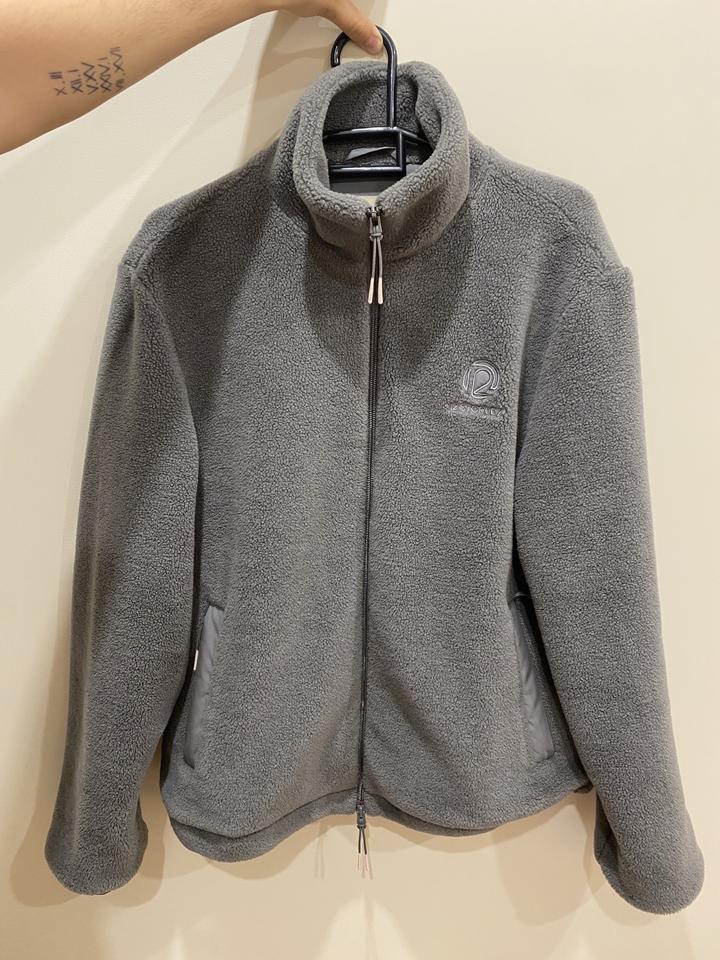 Серый бомбер