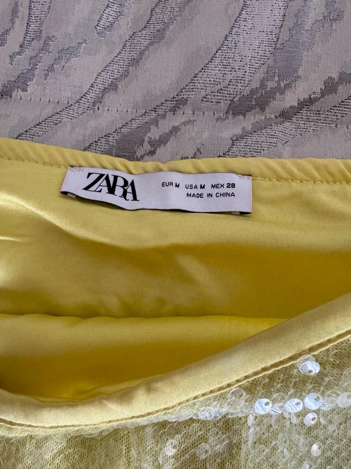 юбка в пайетках Zara