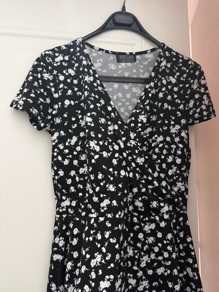 Платье короткое