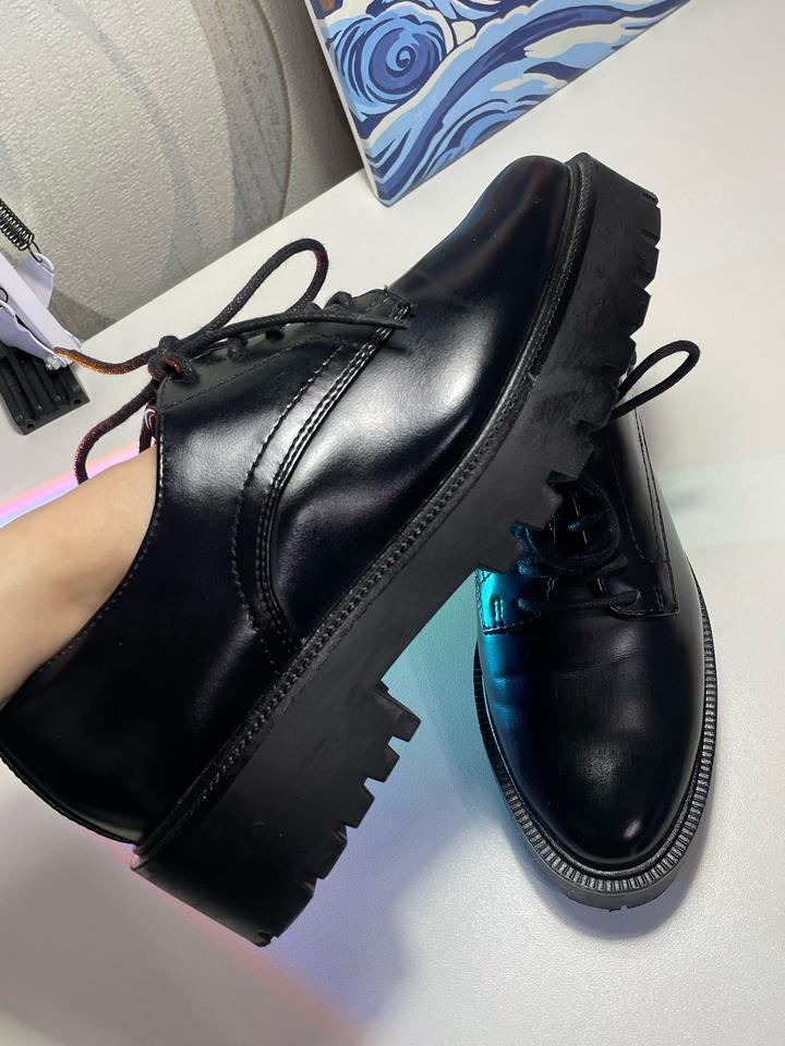 Низкие ботинки H&M