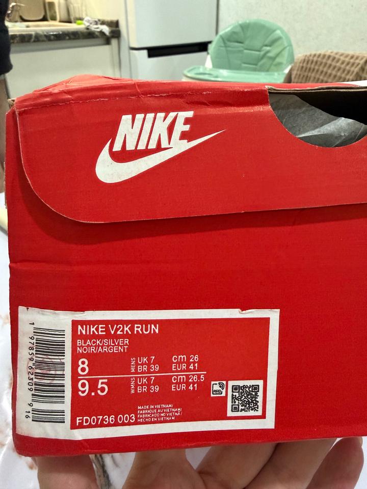 Кроссовки Nike V2K RUN