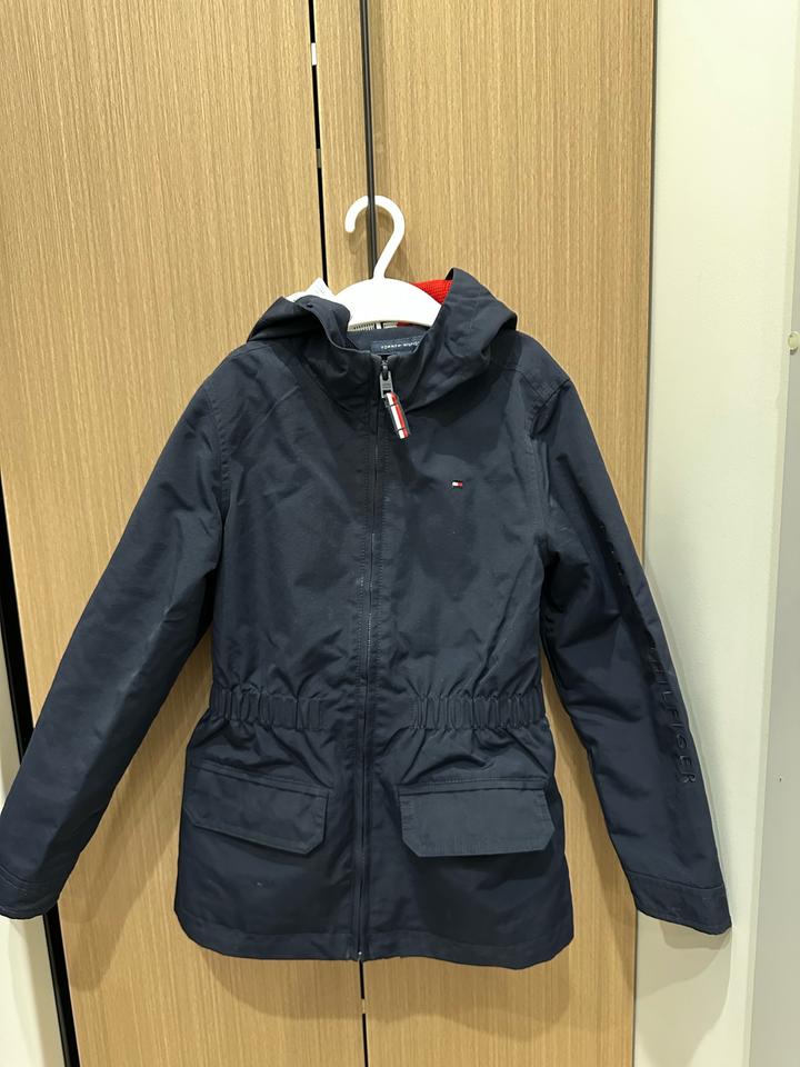 Ветровка Tommy Hilfiger , новая