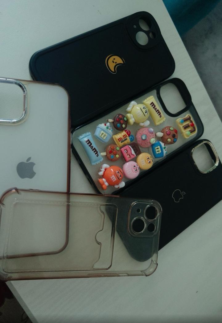 Чехолы на айфон 13,14