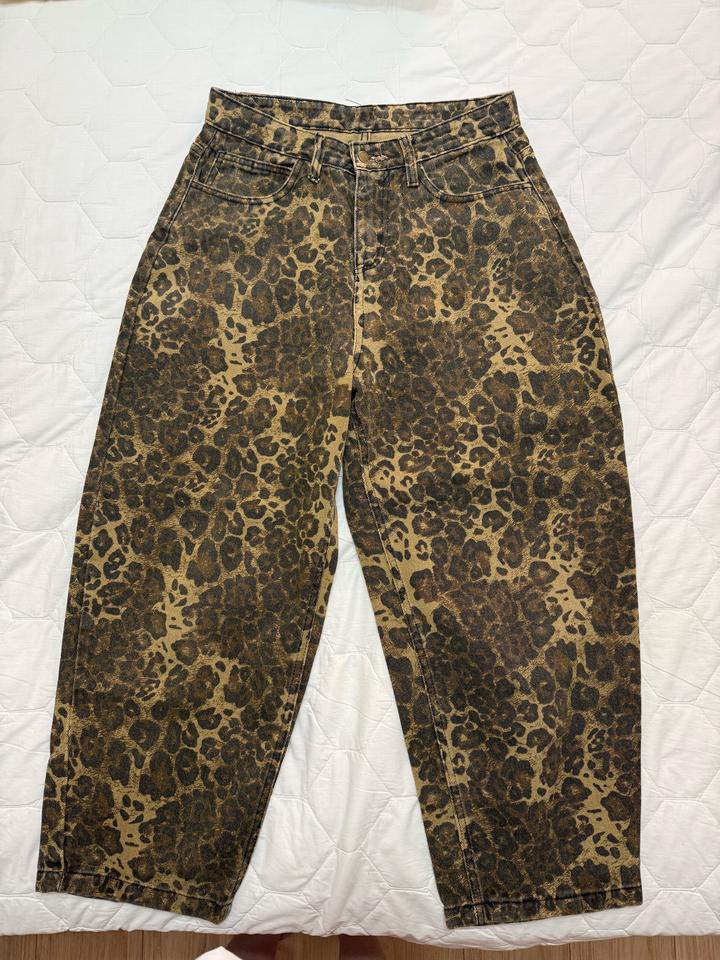 Леопардовые джинсы