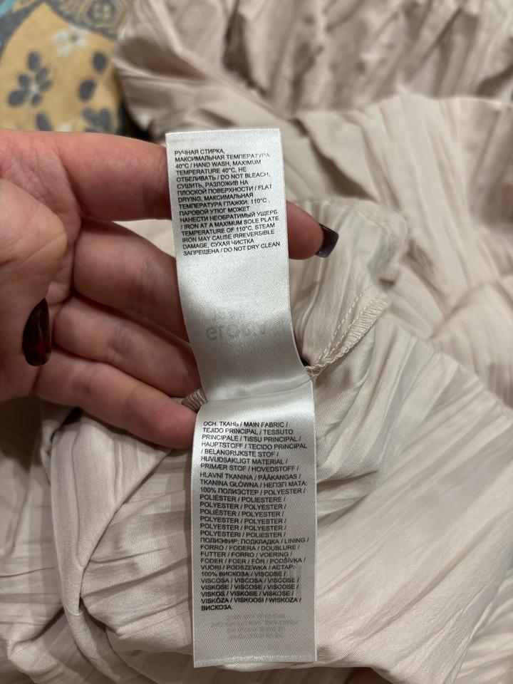 Нежное платье с бантом