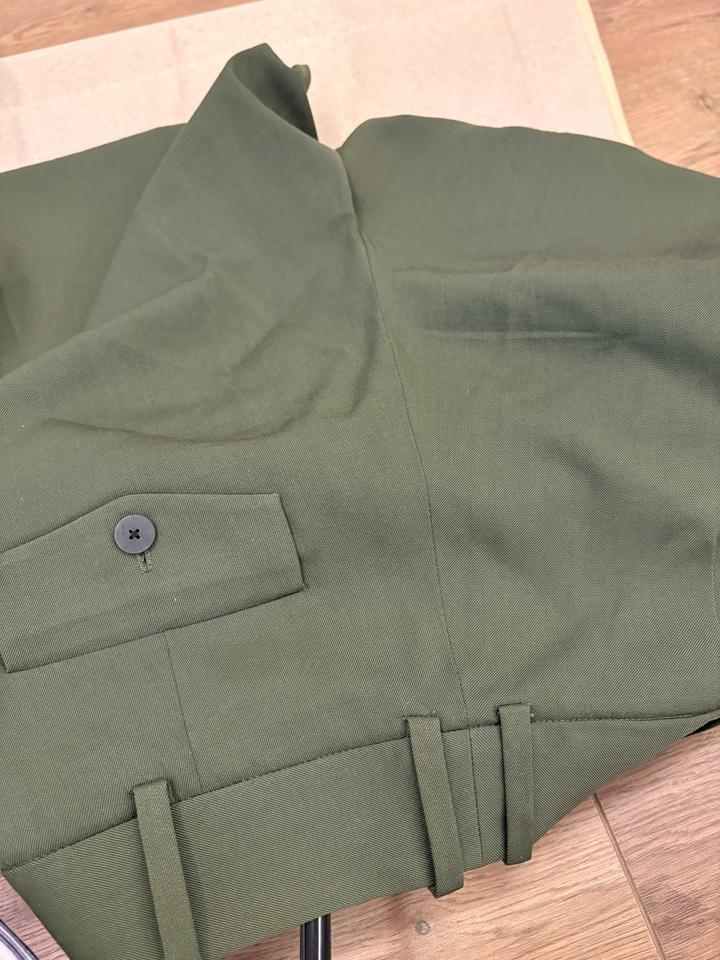 Классические брюки от Massimo Dutti