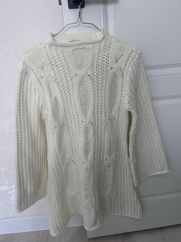 Вязаная удлиненная кофта