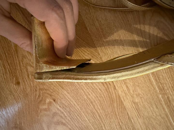 Босоножки Uterque