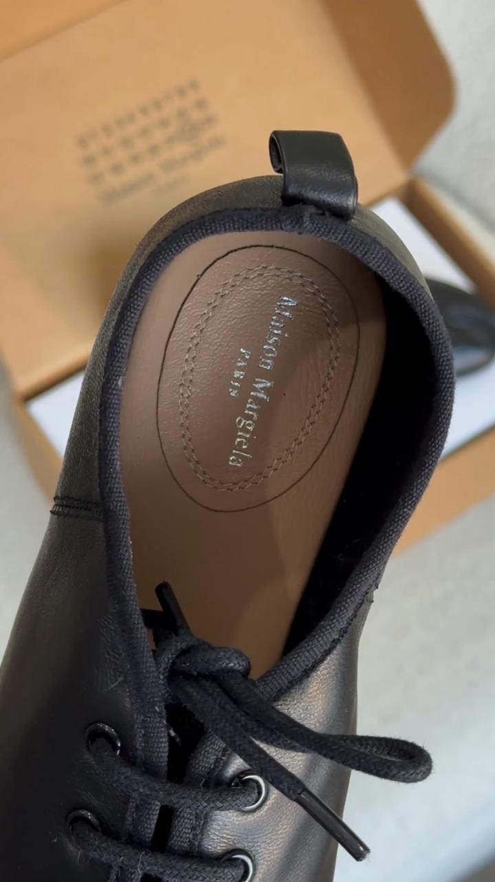 Черные туфли