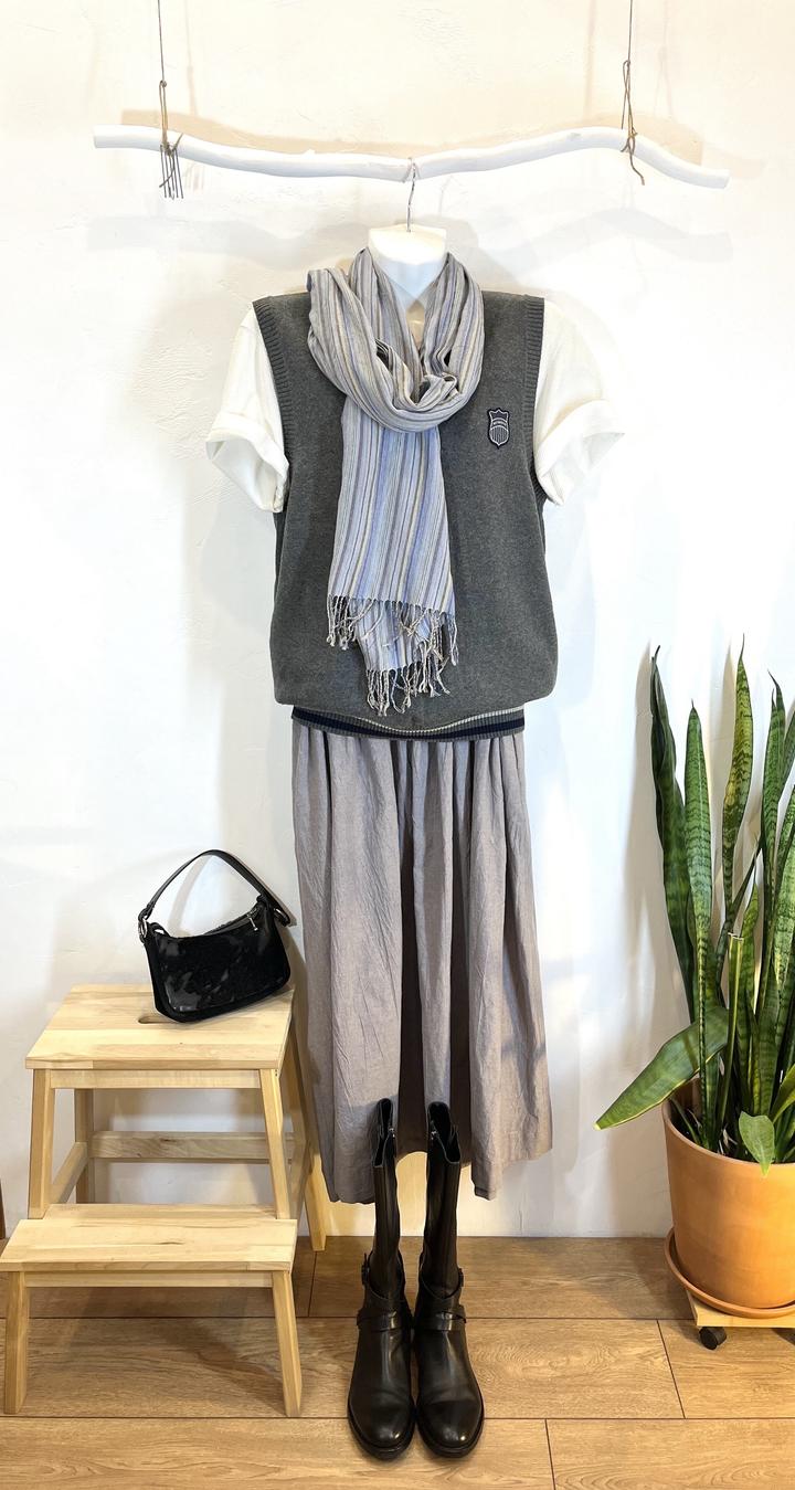 Жилетка серая