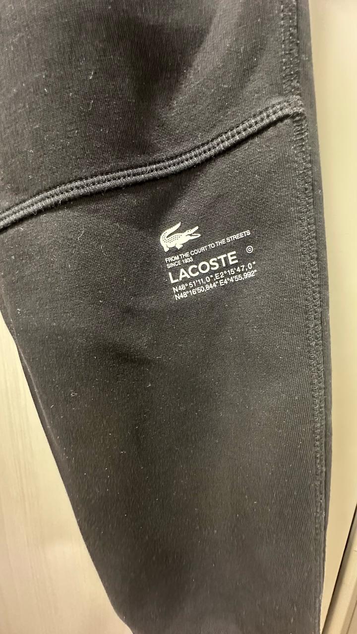 Спортивные штаны Lacoste