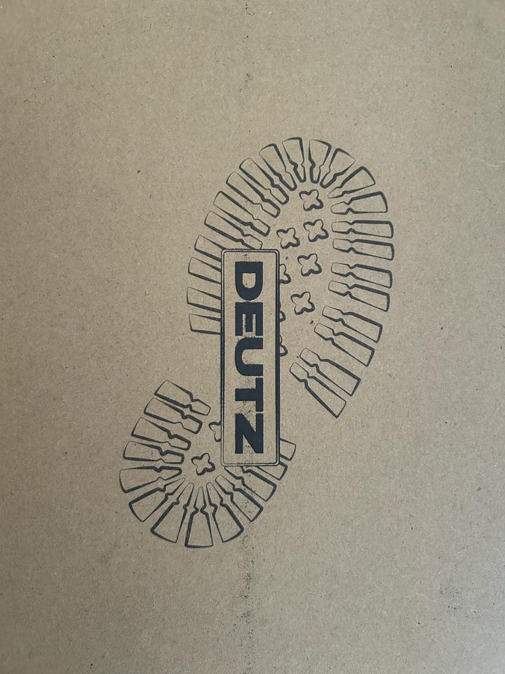 зимние женские ботинки-кеды Deutz