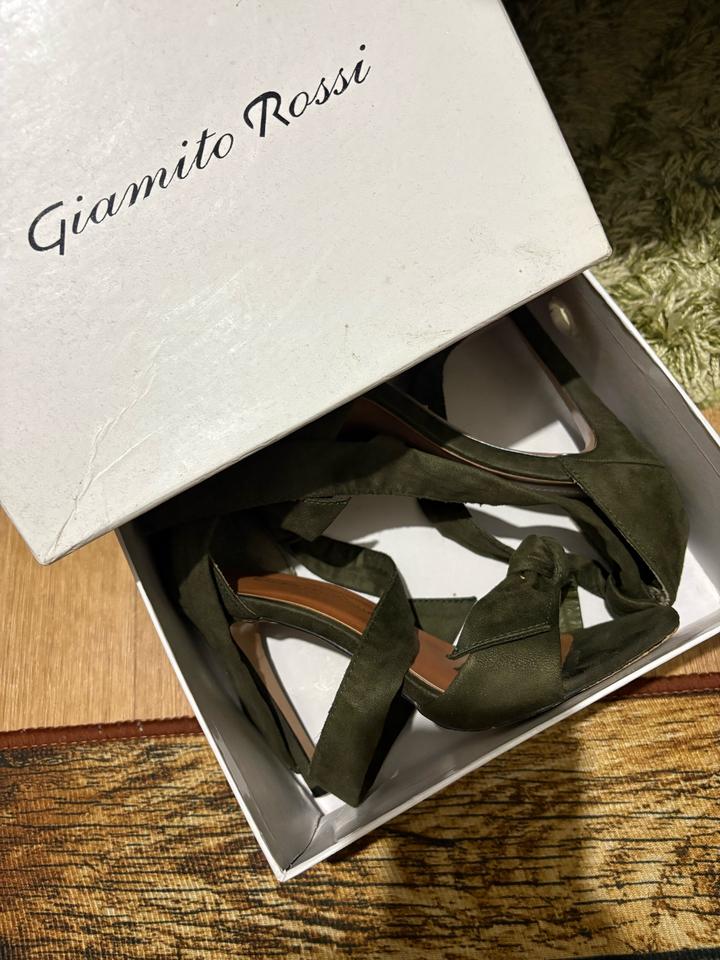 Босоножки под Gianvito Rossi