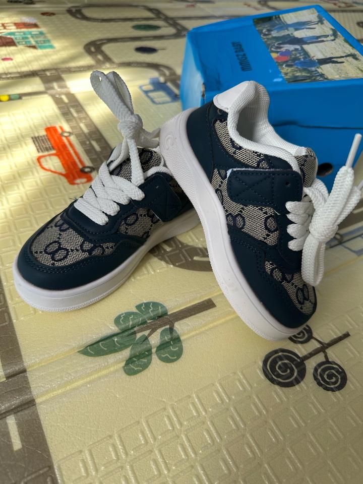 Кеды под гучи