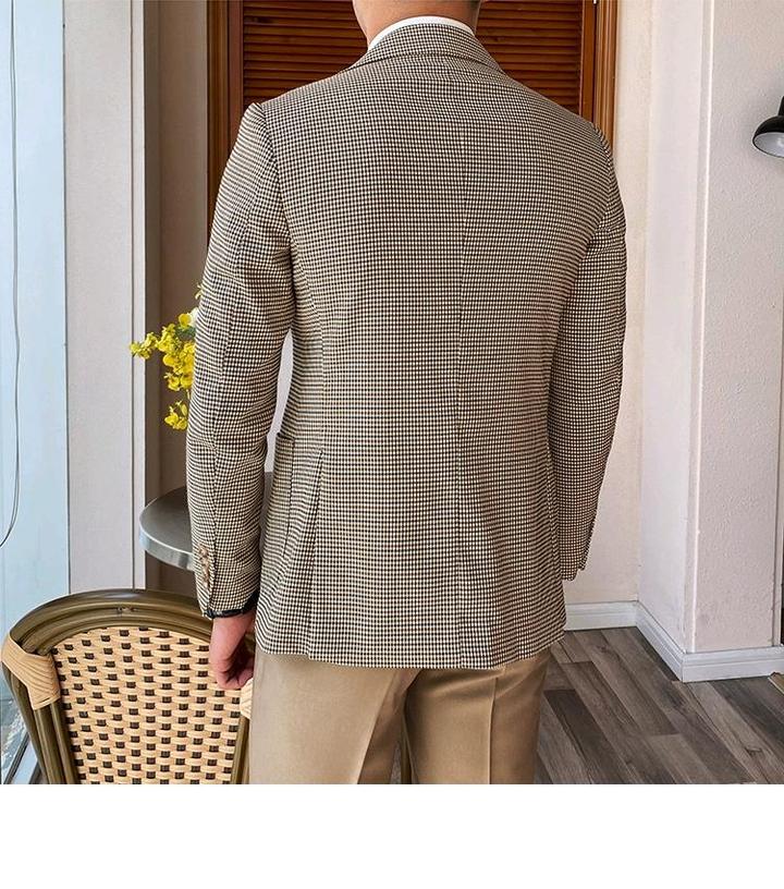 Пиджак весене-осений с широкими лацканами