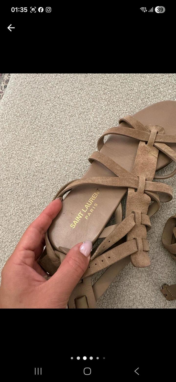 Сандалии Yves Saint Laurent