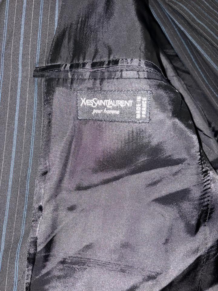 Костюм в полоску Yves Saint Laurent x Loro Piana Super 120