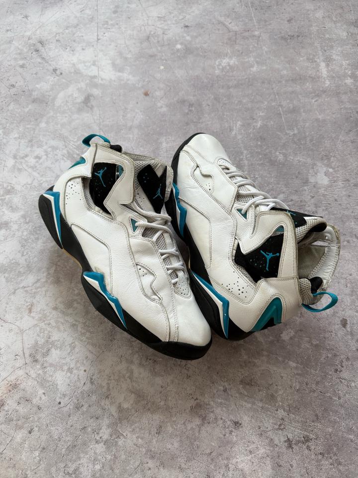 vintage jordan true flight