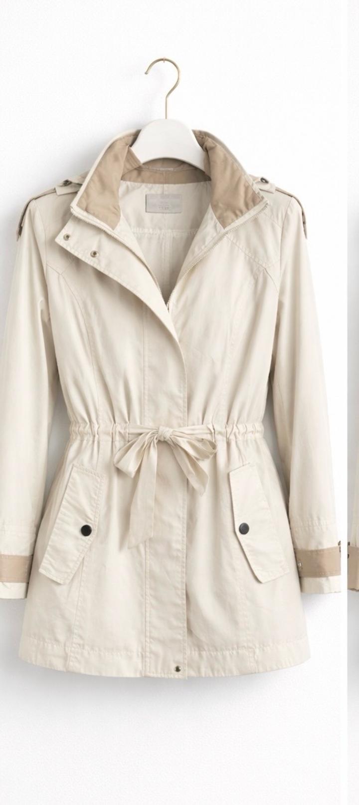 Куртка демисезонная с скрытым капюшоном — стиль и комфорт