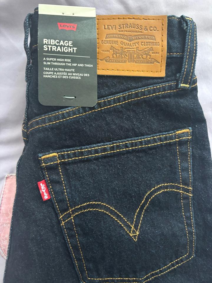 Шорты Levi’s Ribcage straight xs s