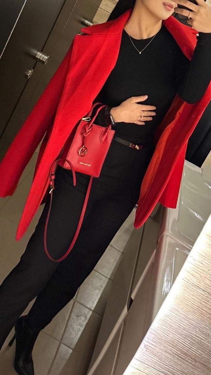 Красное пальто