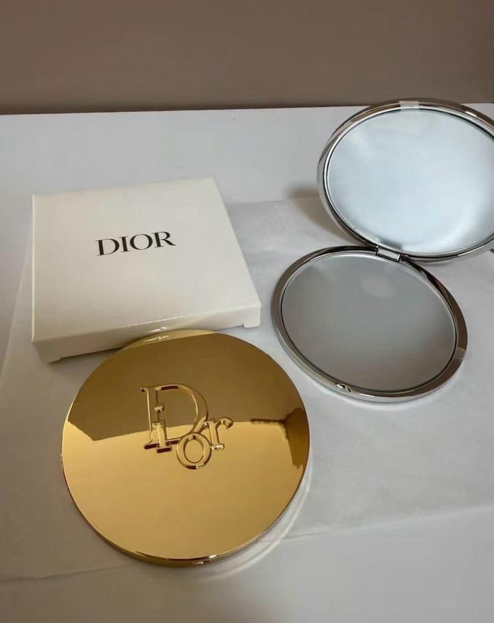 Зеркальце Dior