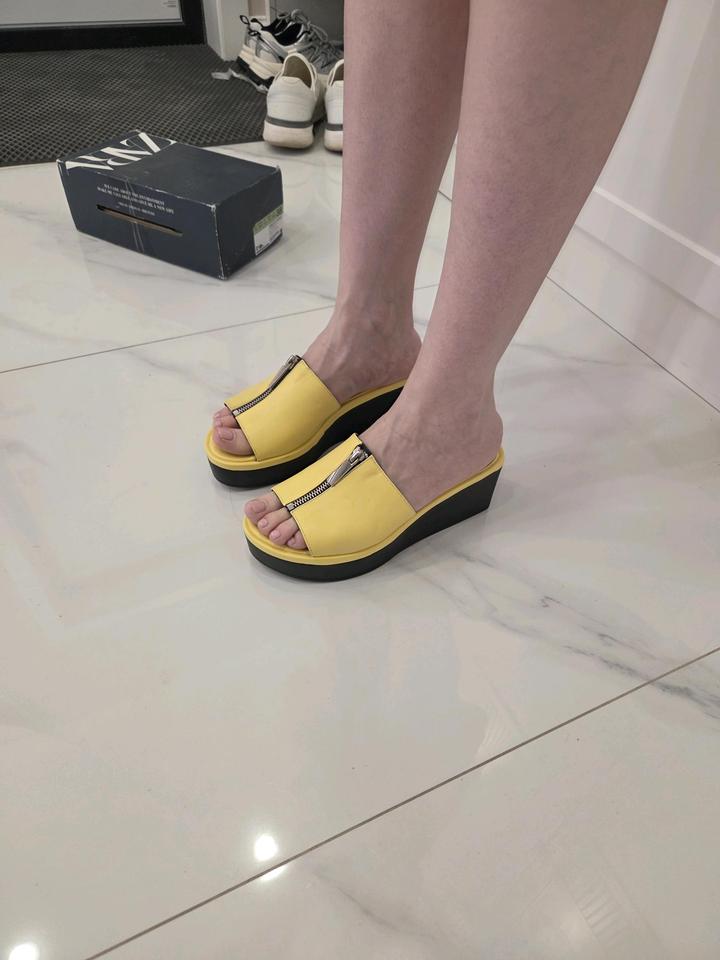 Босоножки