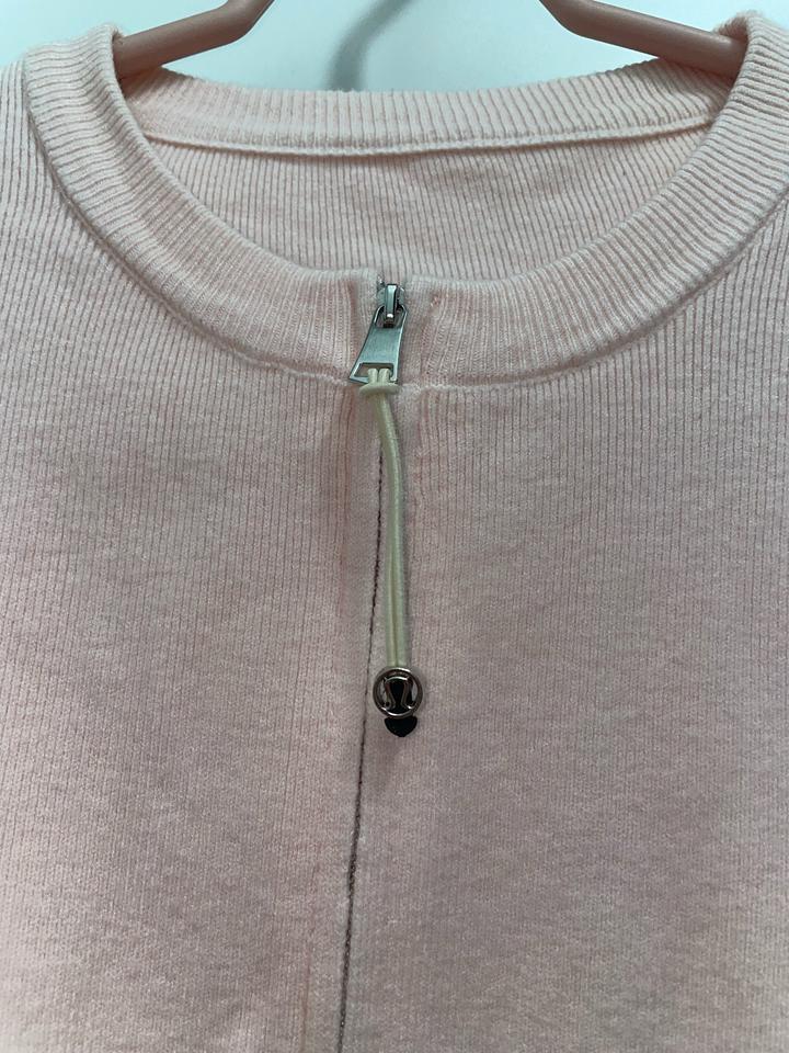 Трикотажная кофта