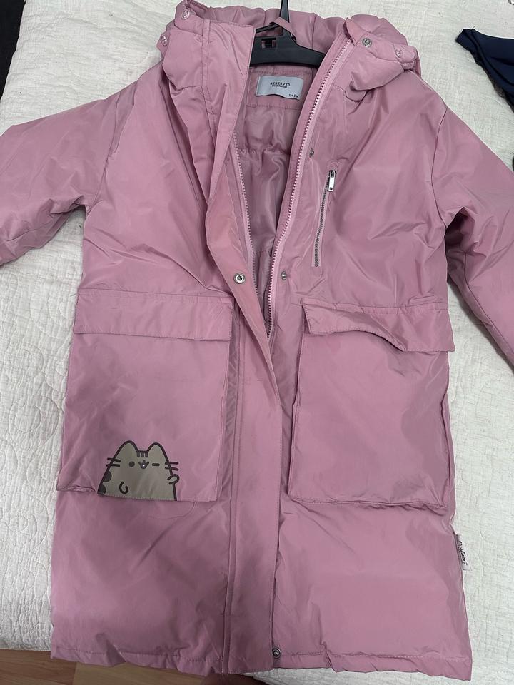 Reserved куртка Pusheen 134 см