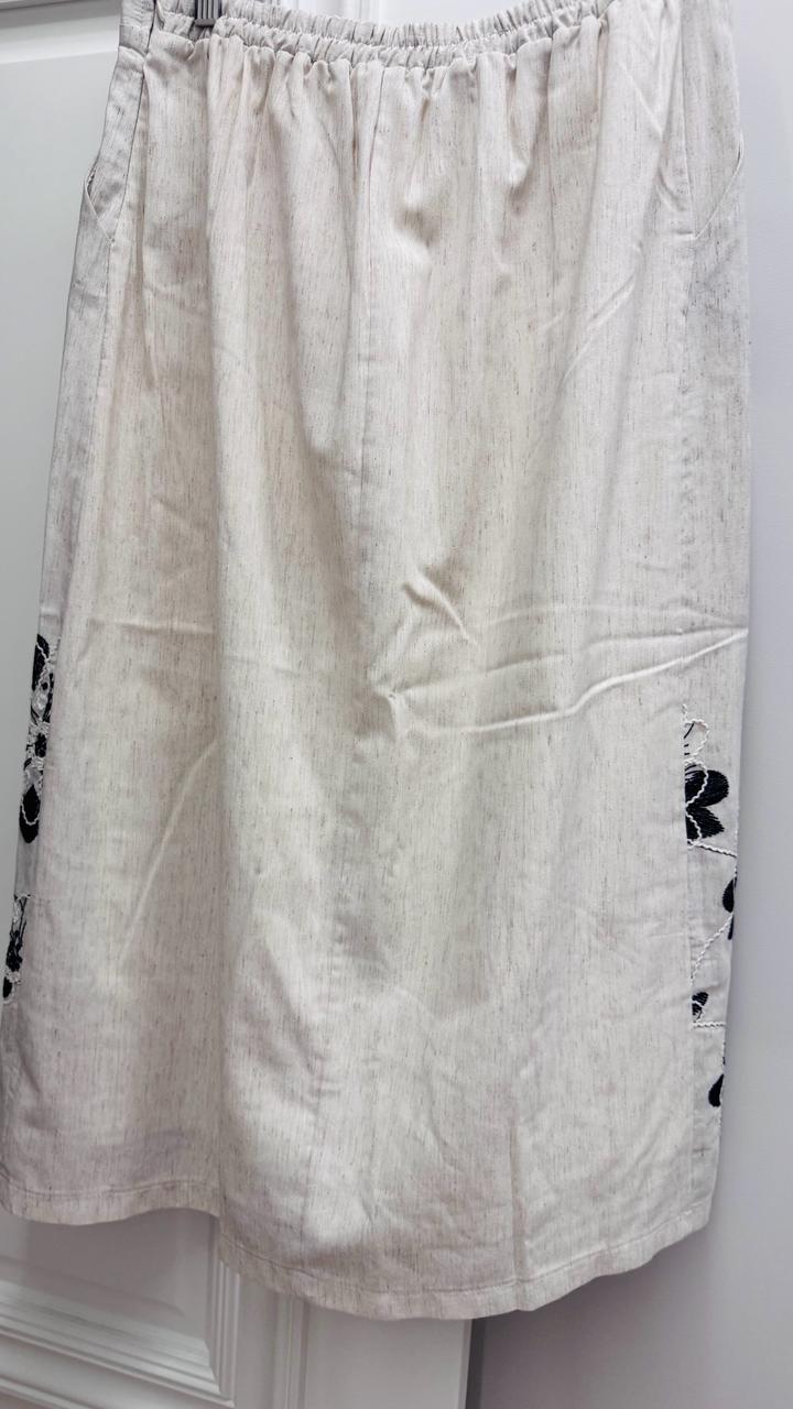 Новый костюм тройка, производство Турция.