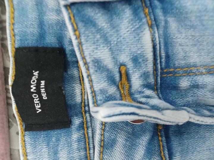 Джинсы Vero Moda