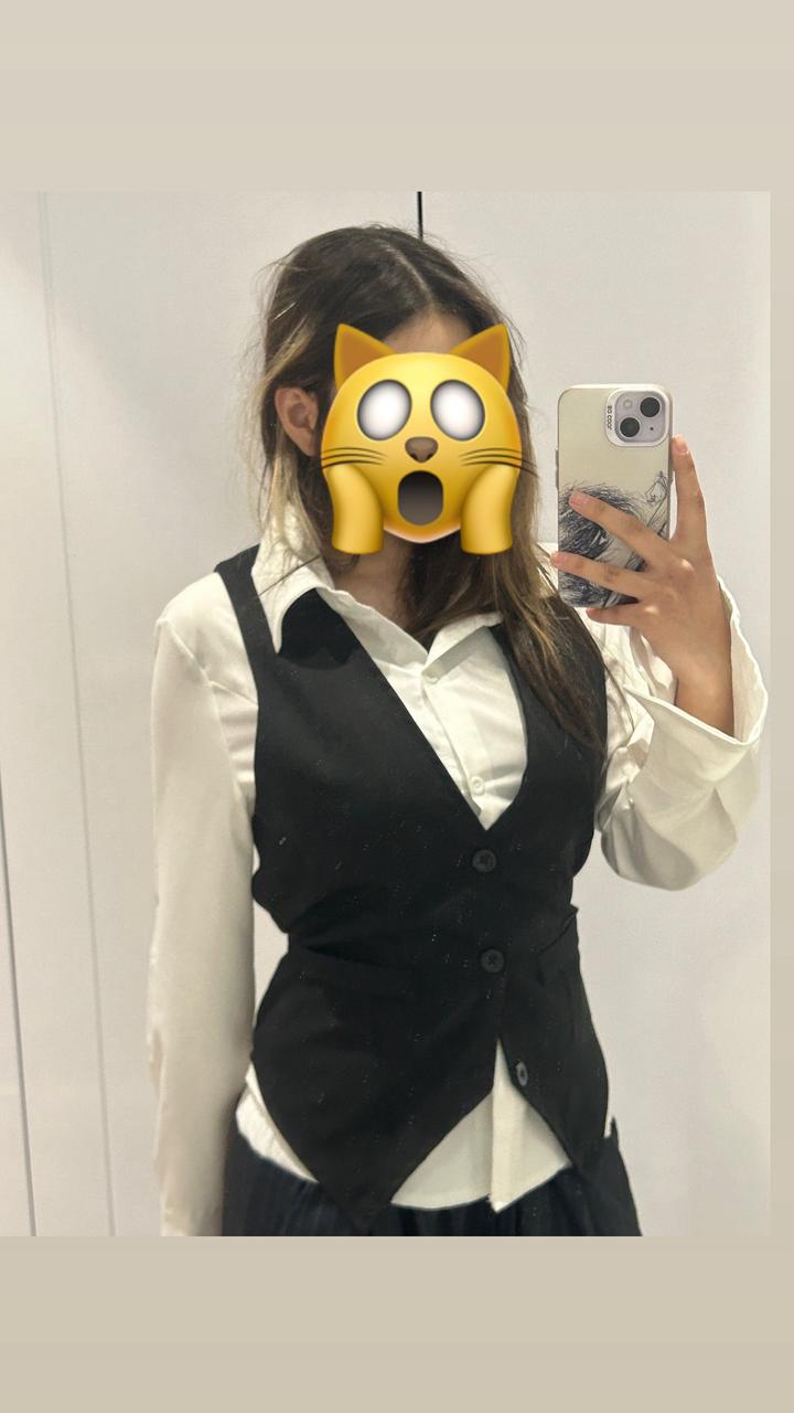 черная жилетка