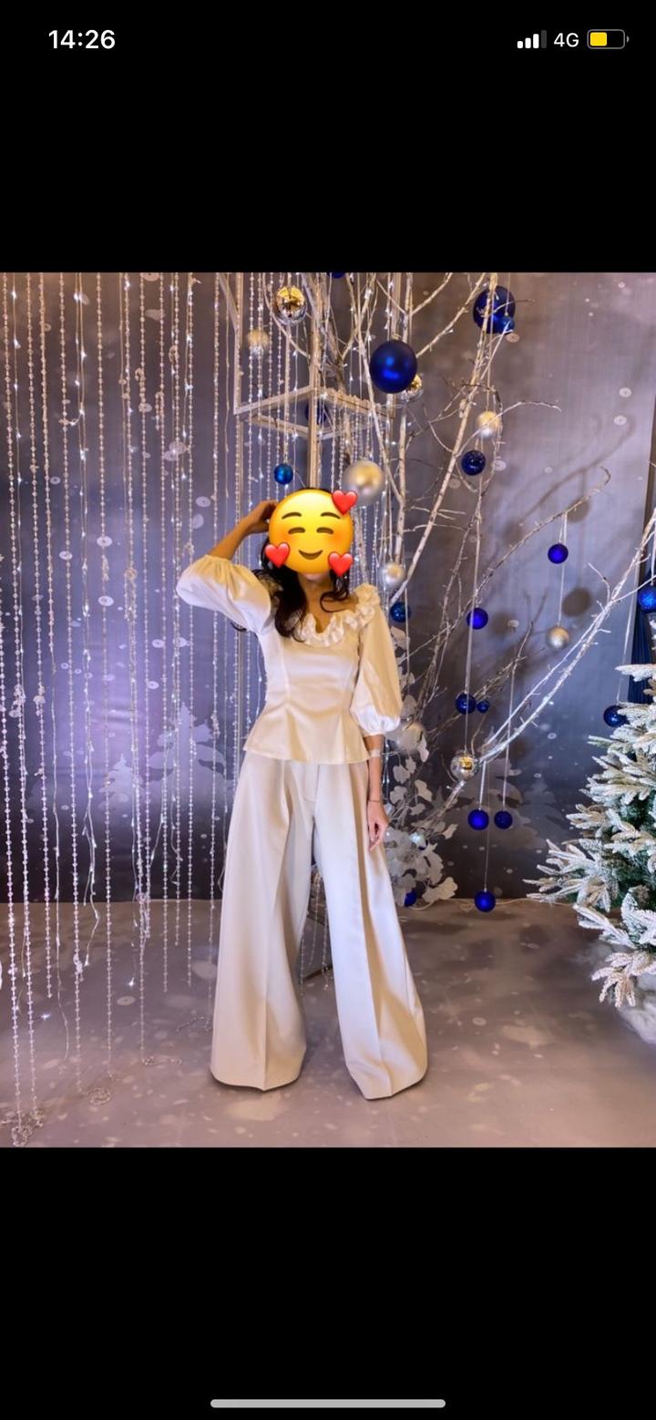 Блузка белая , нарядная