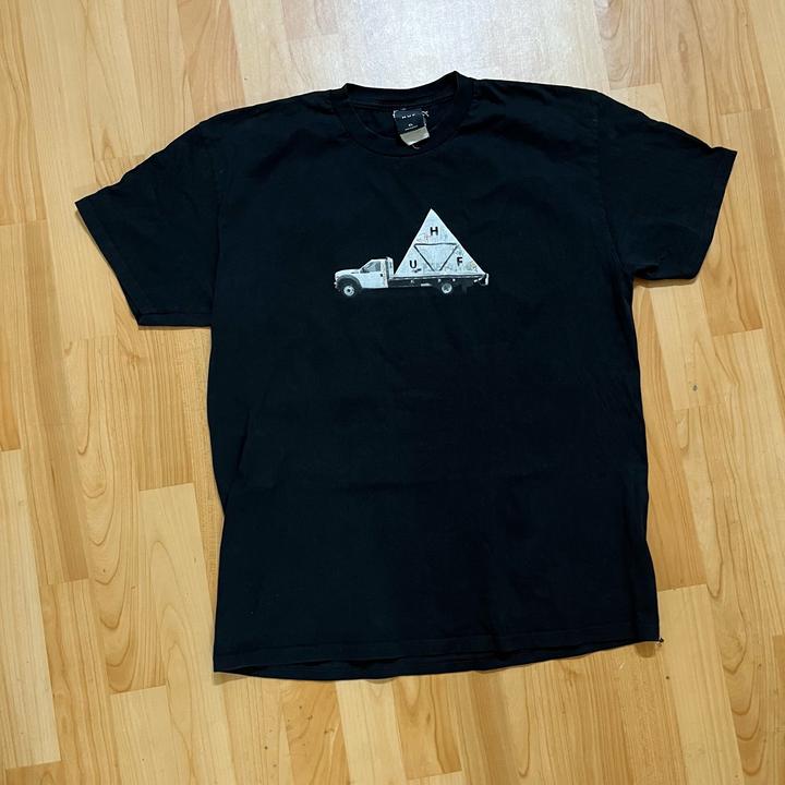 HUF футболка