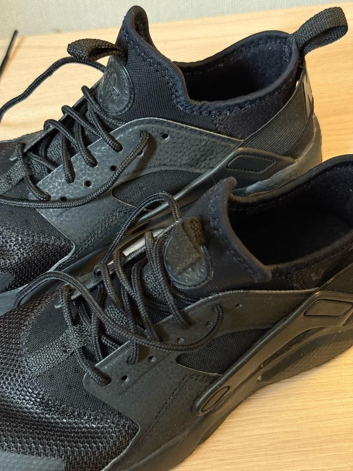 Кроссовки Nike