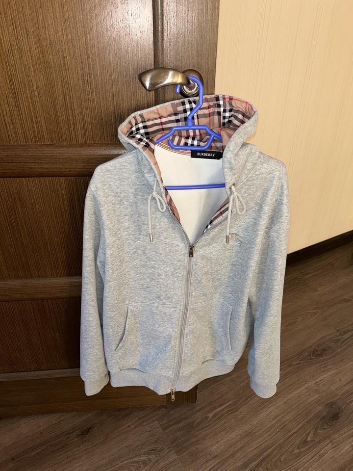 Burberry зипка 😍
