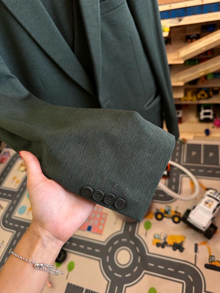 Костюм тройка