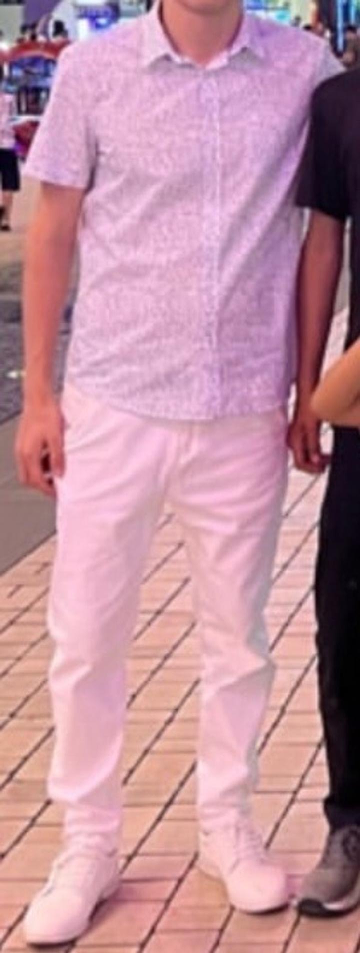 Мужская рубашка бренда Colin's