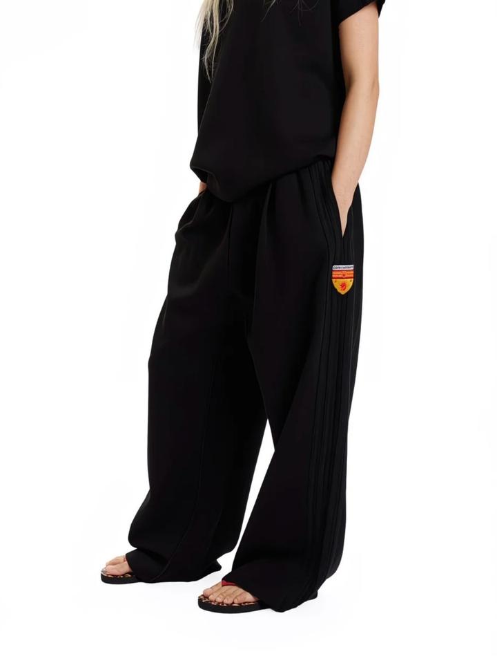 Трико черное ,стильное средней плотности , унисекс