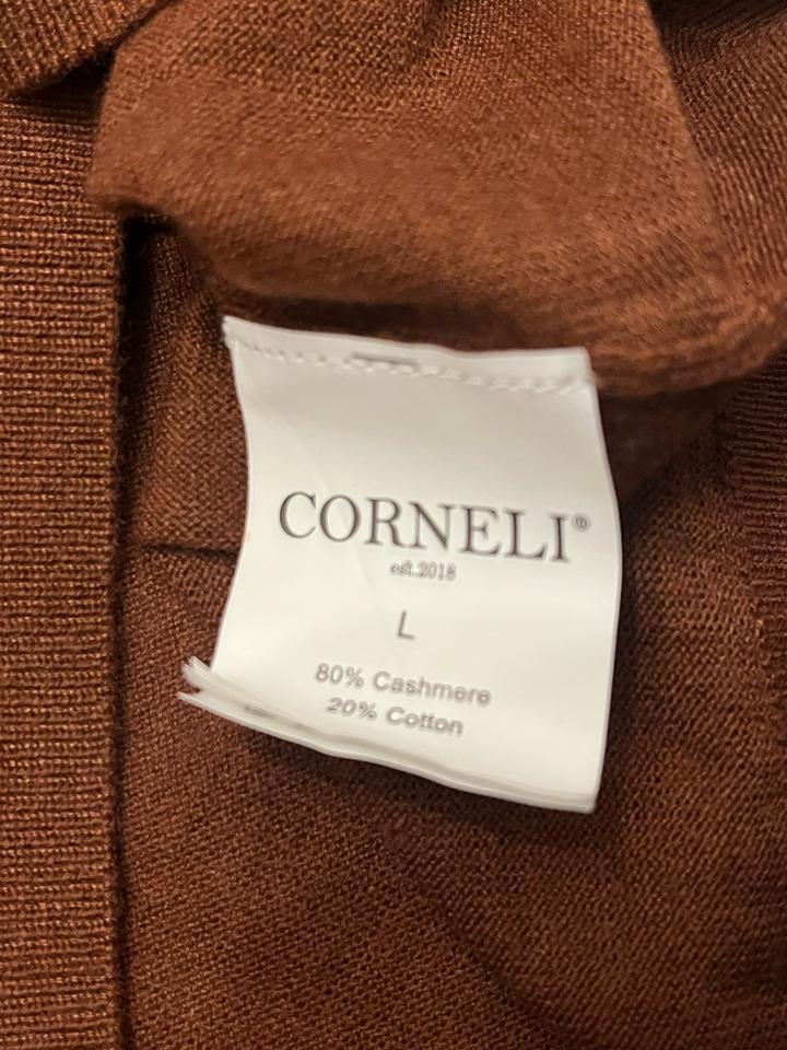 Новая кофта Corneli