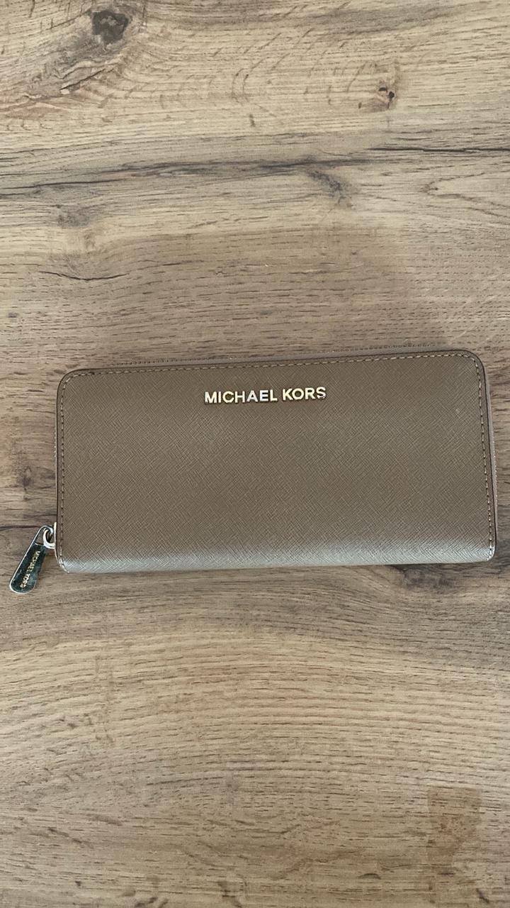 Кошелек Michael Kors
