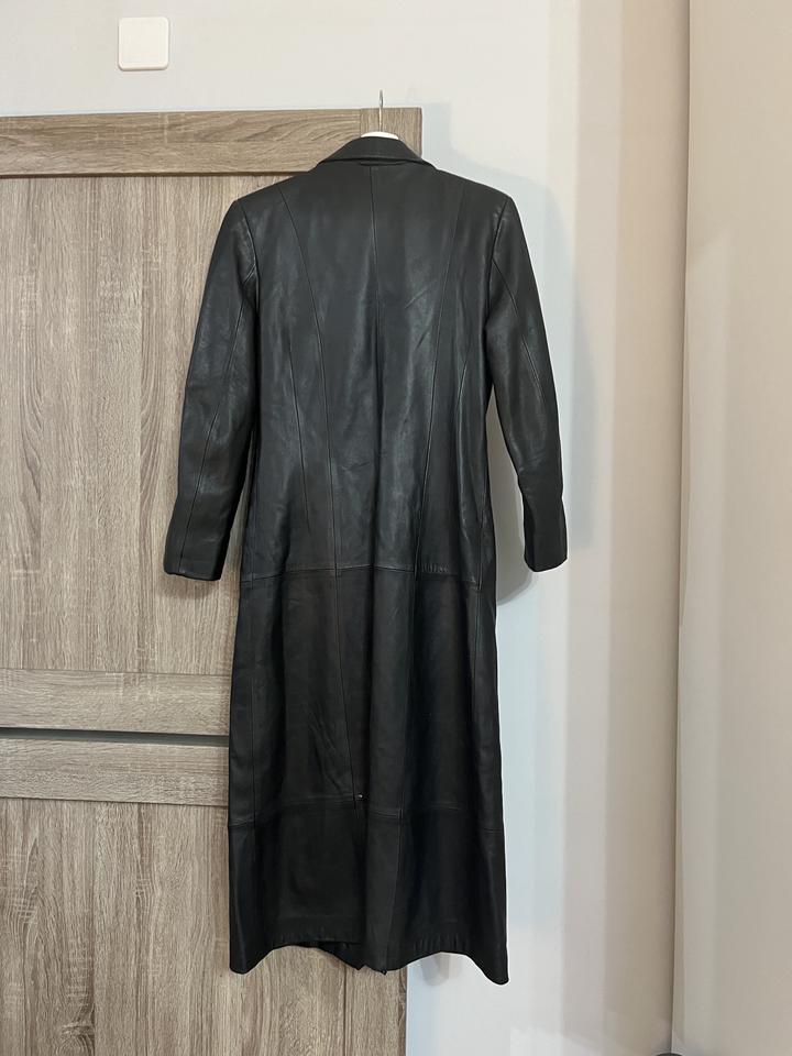 Кожаный тренч