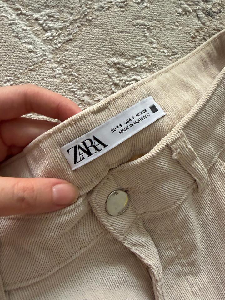 брюки Zara