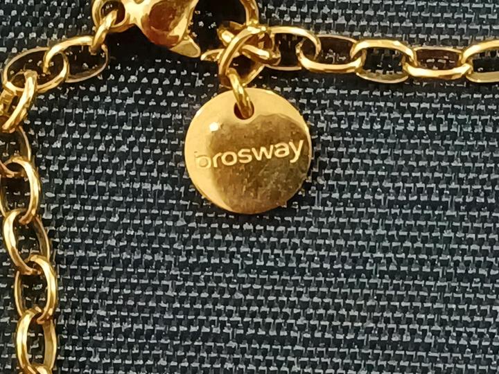 Колье от марки Brosway