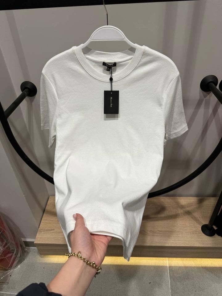 Продам белую футбрлку от Massimo DUTTI