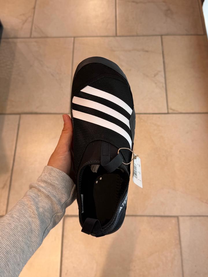 Мужские кроссовки