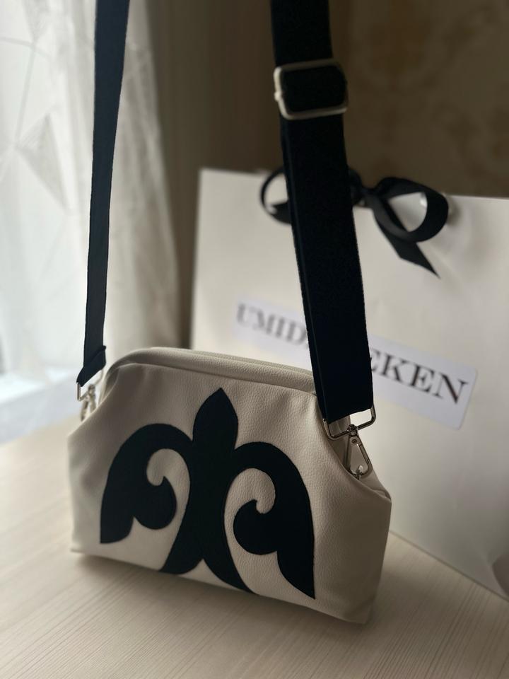 Сумка Дизайнерском от бренда Umida Beken