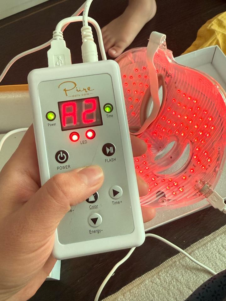 Лед маска luma light therapy mask (pure) США