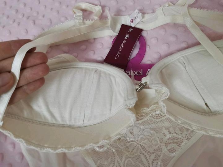 Комплект женского нижнего белья Anabel Arto 85B