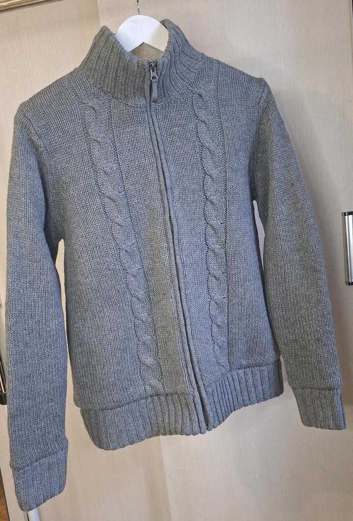 Тёплый кардиган от Alex Crane